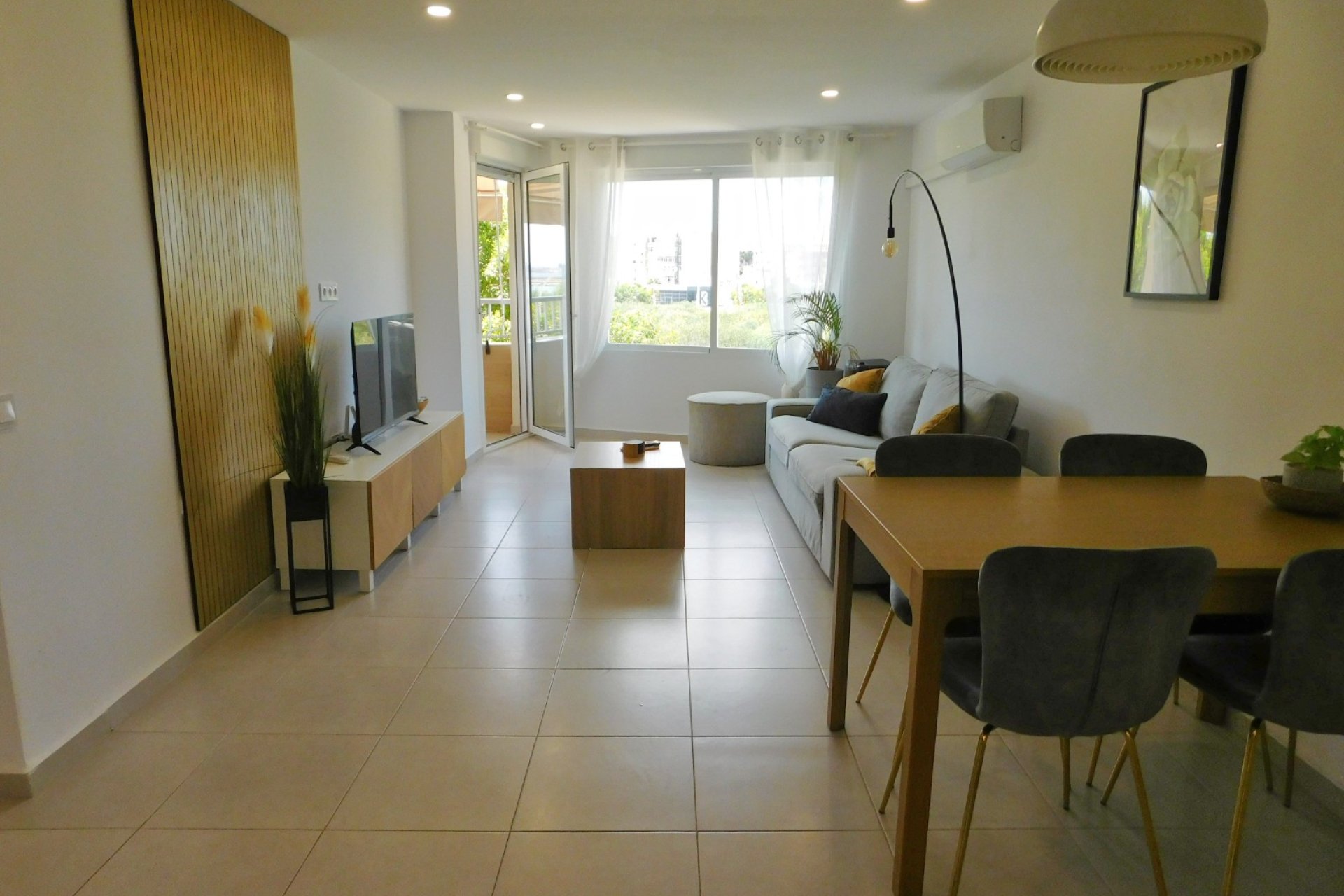 Revente - Appartement -
Torrevieja
