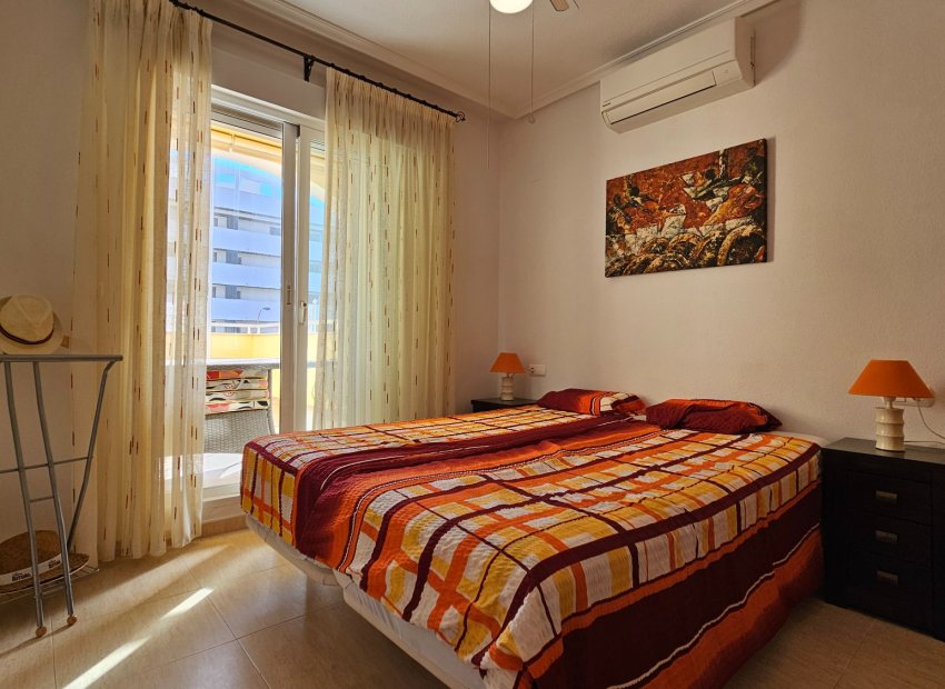 Revente - Appartement -
Torrevieja