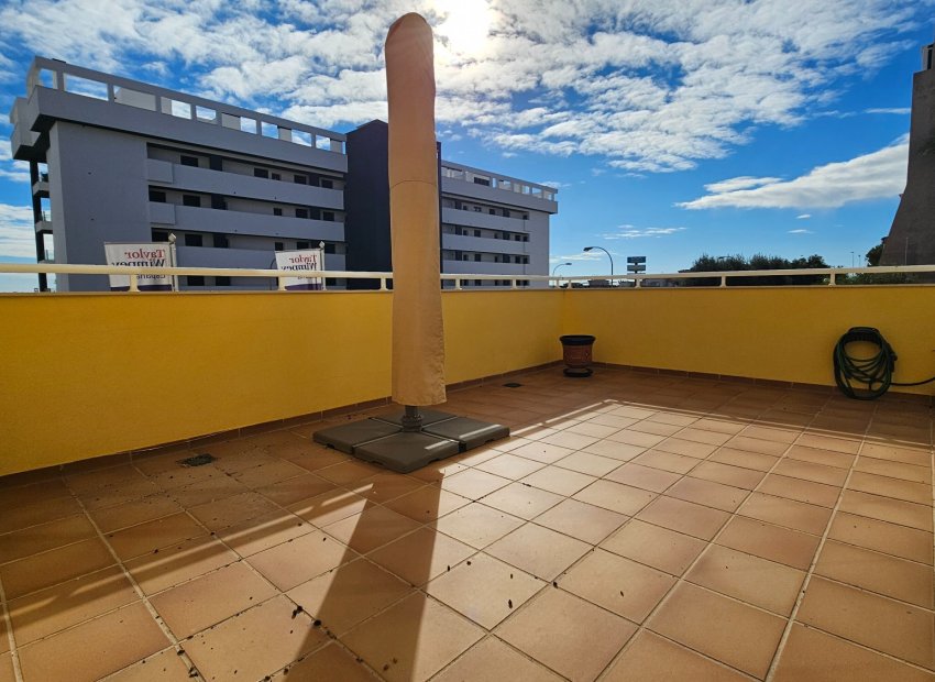 Revente - Appartement -
Torrevieja
