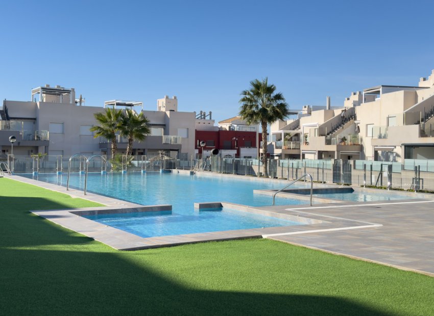 Revente - Bungalow - Rez-de-chausée -
Torrevieja - Aguas Nuevas