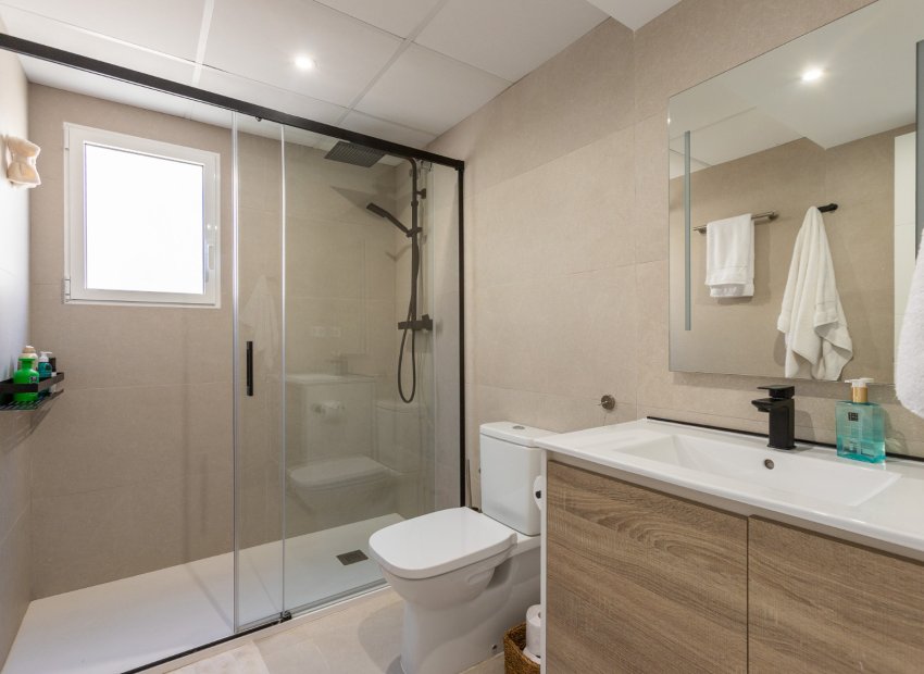 Revente - Chalet -
Torrevieja - Los Balcones