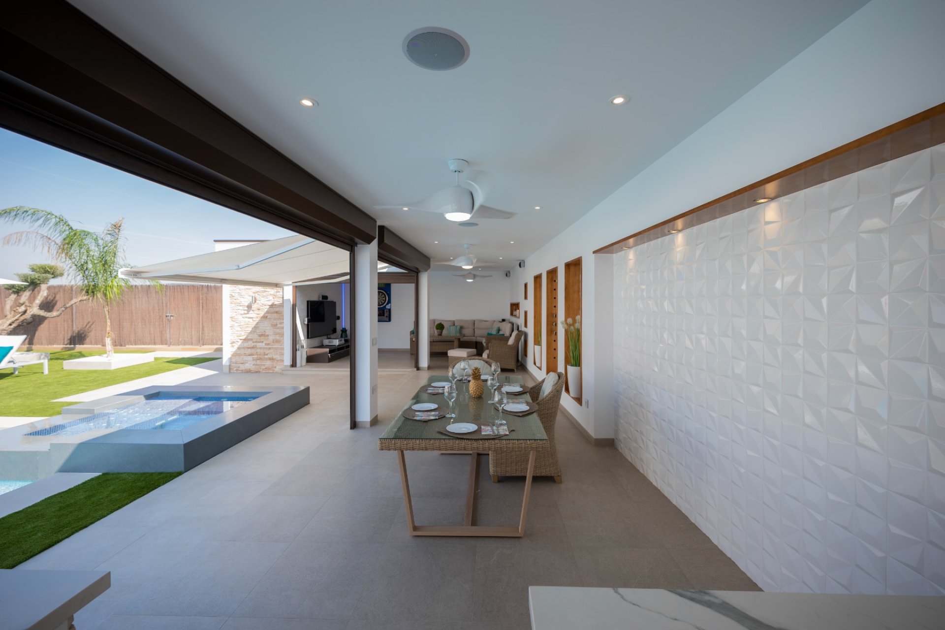 Revente - Détaché / Villa -
Avileses