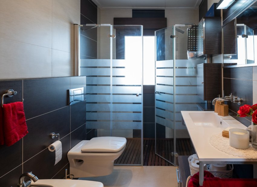 Revente - Détaché / Villa -
Avileses