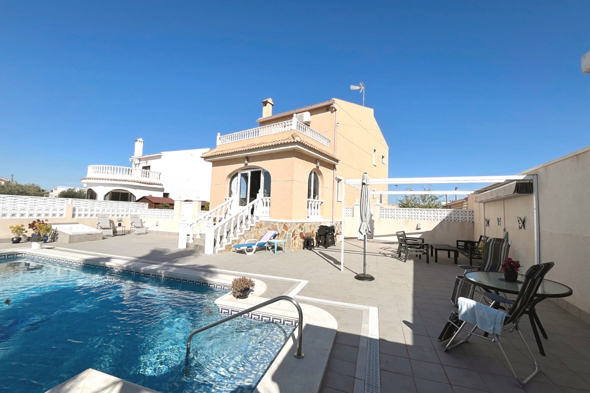 Revente - Détaché / Villa -
Benijofar - Monte Azul