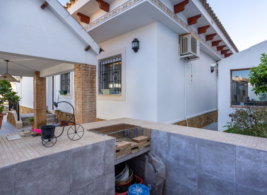 Revente - Détaché / Villa -
Bigastro - Villas Andrea