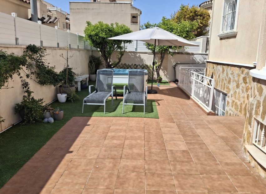 Revente - Détaché / Villa -
Ciudad Quesada - Rojales - Doña Pepa