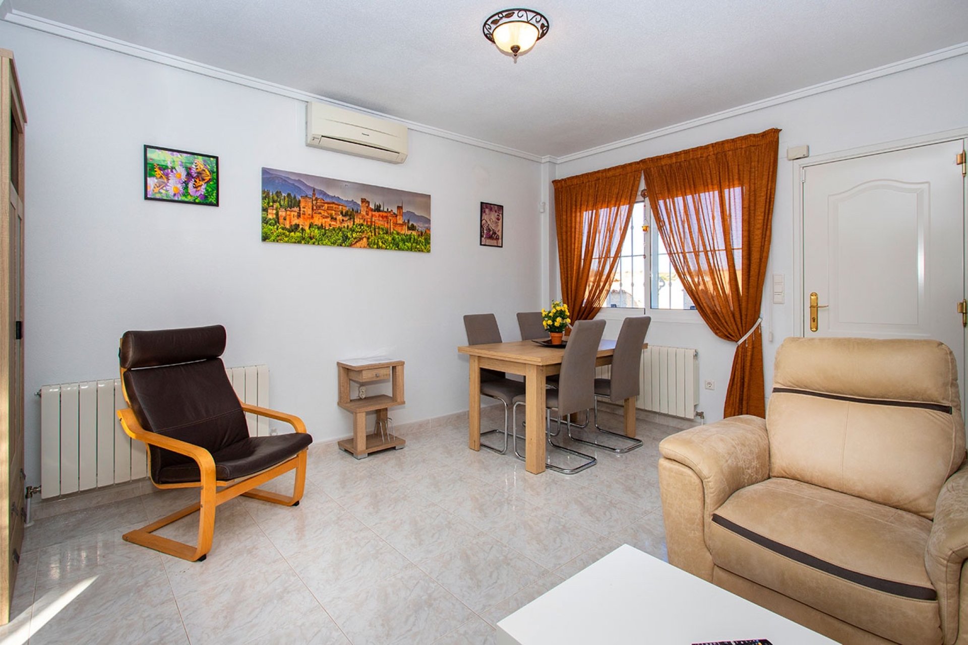Revente - Détaché / Villa -
Ciudad Quesada - Rojales - Pueblo
