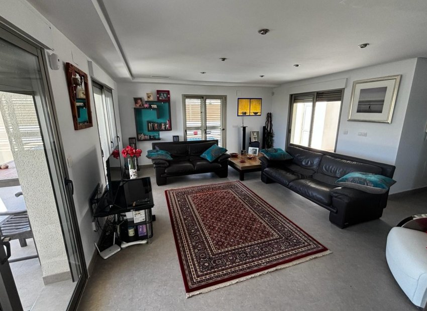 Revente - Détaché / Villa -
Cox