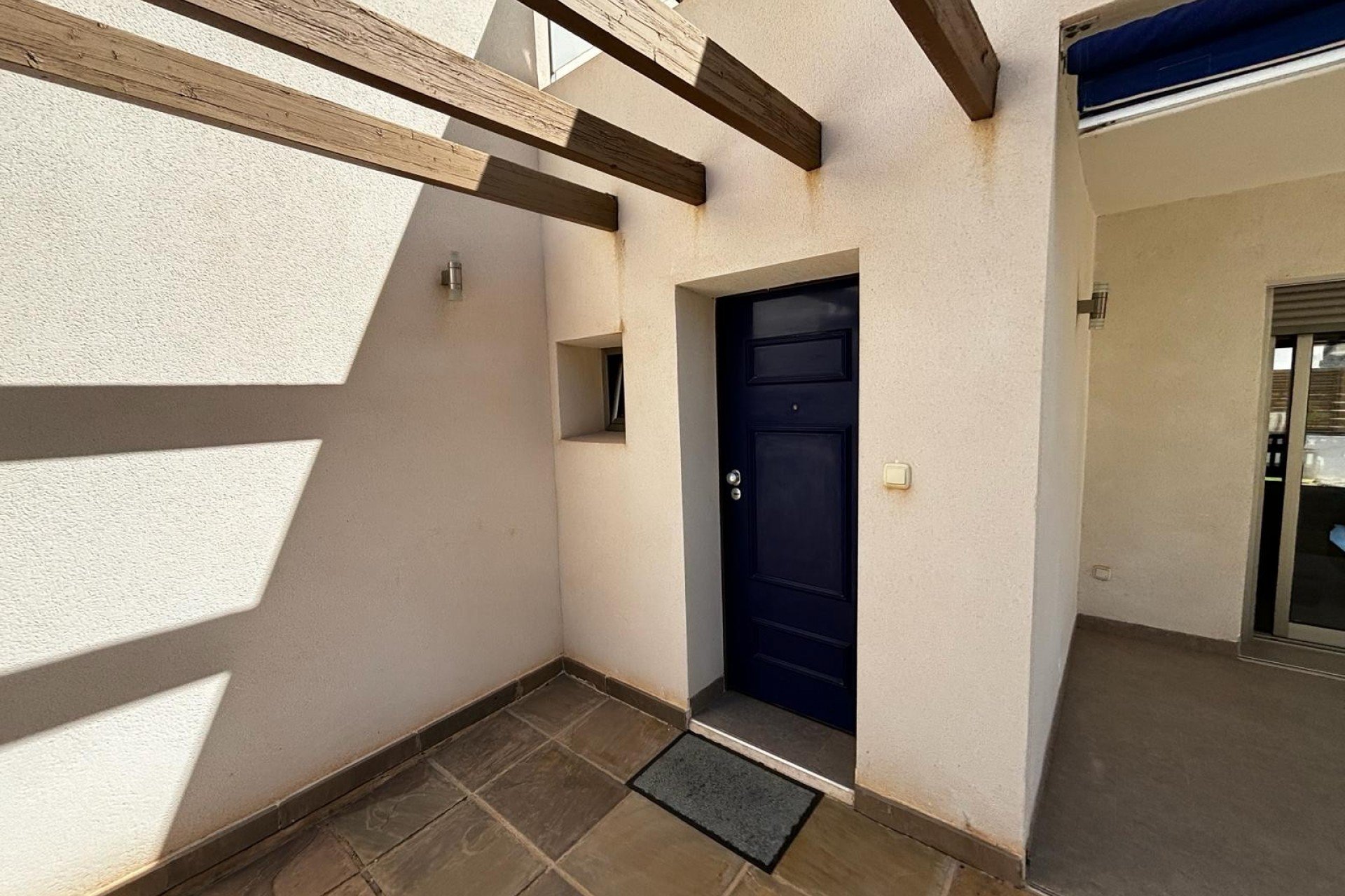 Revente - Détaché / Villa -
Cox