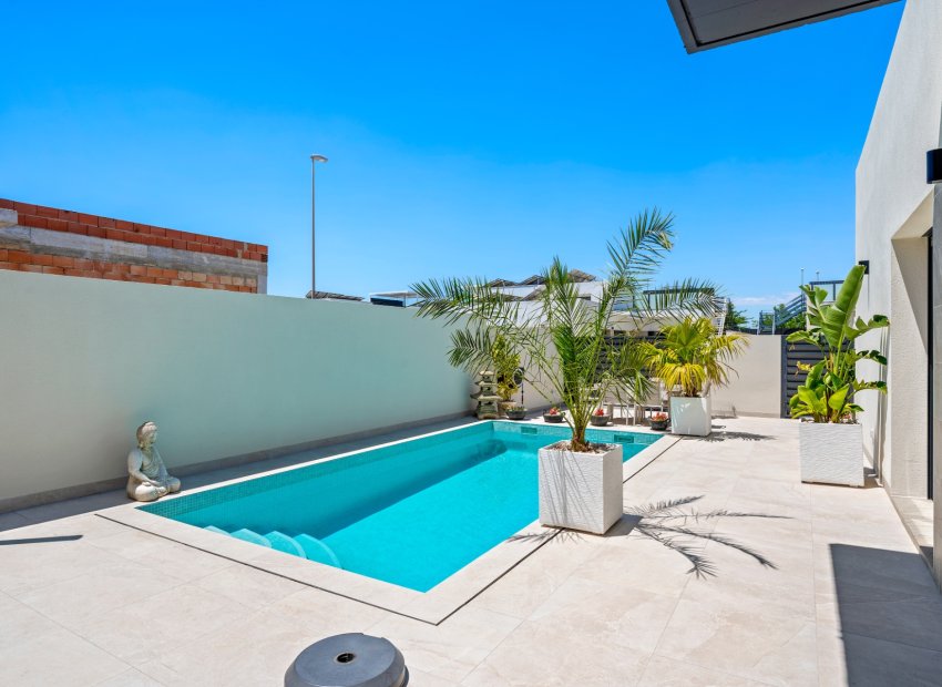 Revente - Détaché / Villa -
Daya Nueva - Costa Blanca South