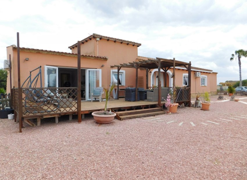 Revente - Détaché / Villa -
Dolores