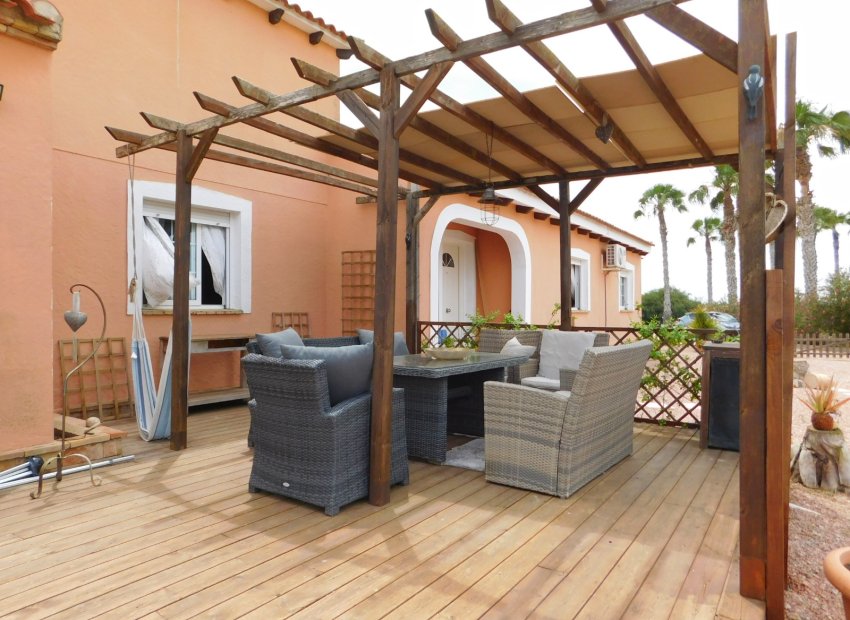 Revente - Détaché / Villa -
Dolores