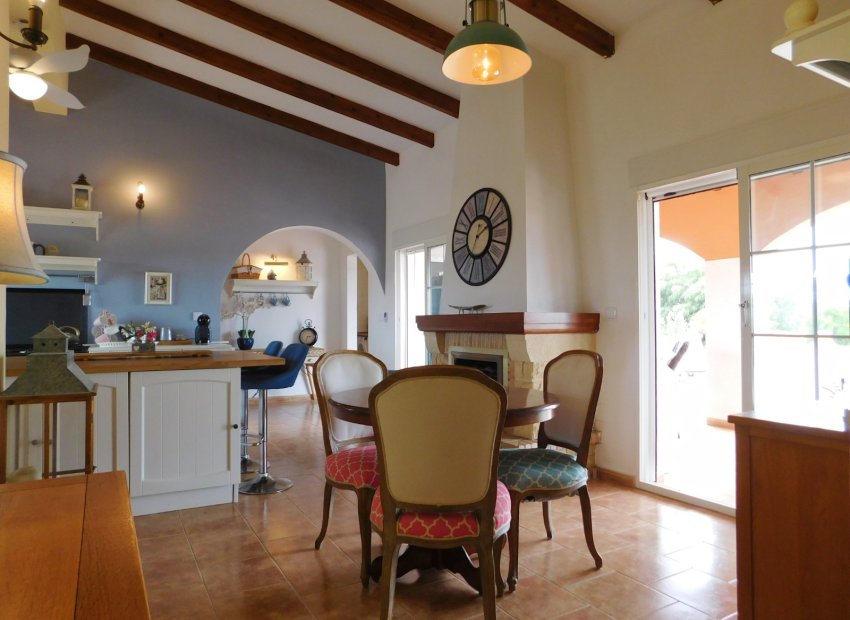 Revente - Détaché / Villa -
Dolores