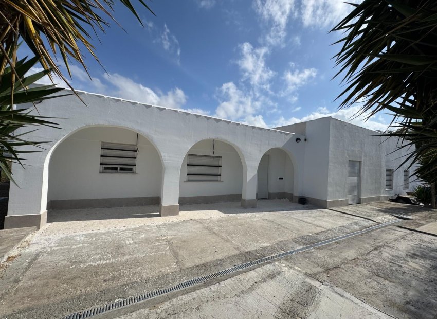 Revente - Détaché / Villa -
La Marina del Pinet - La Marina