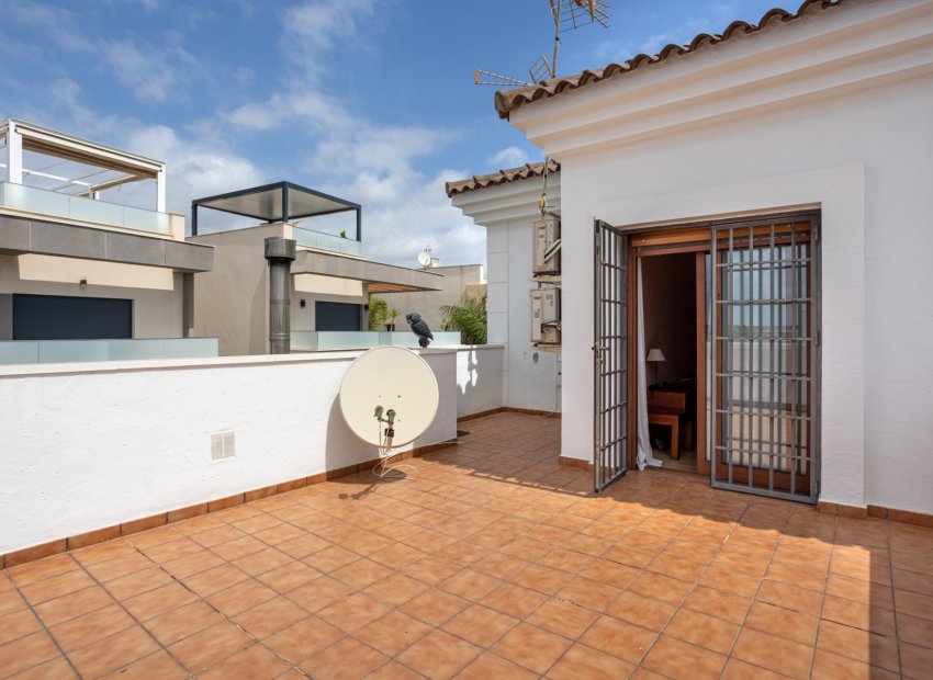 Revente - Détaché / Villa -
Los Montesinos - La Herrada