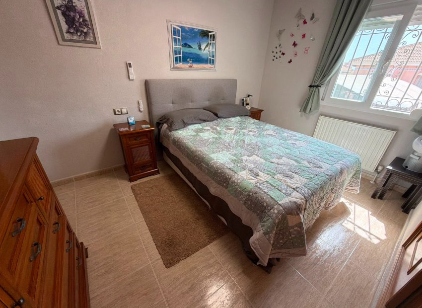 Revente - Détaché / Villa -
Los Montesinos - La Herrada