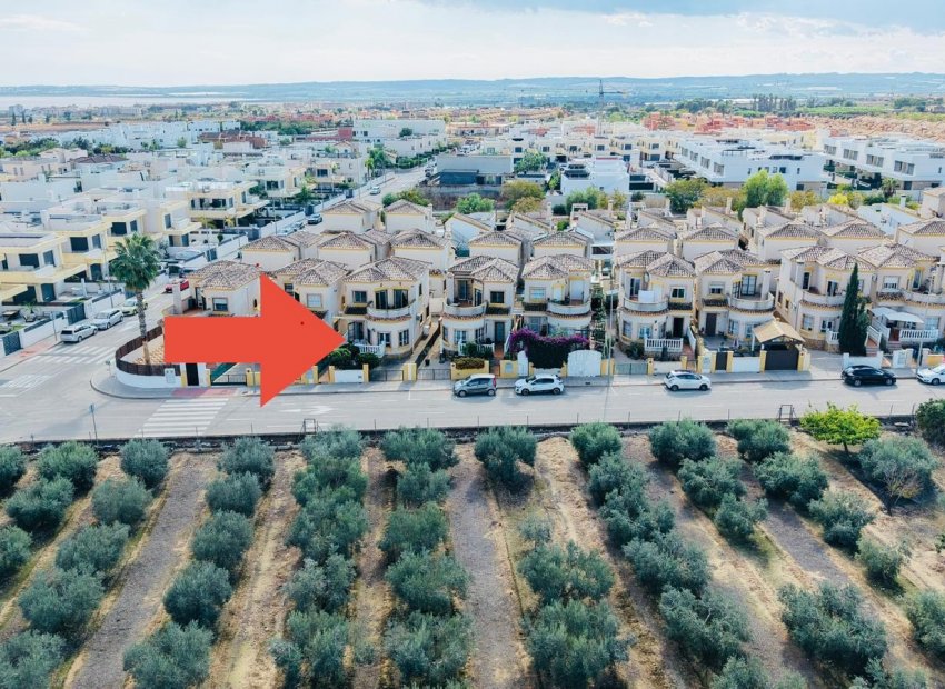 Revente - Détaché / Villa -
Los Montesinos - La Herrada