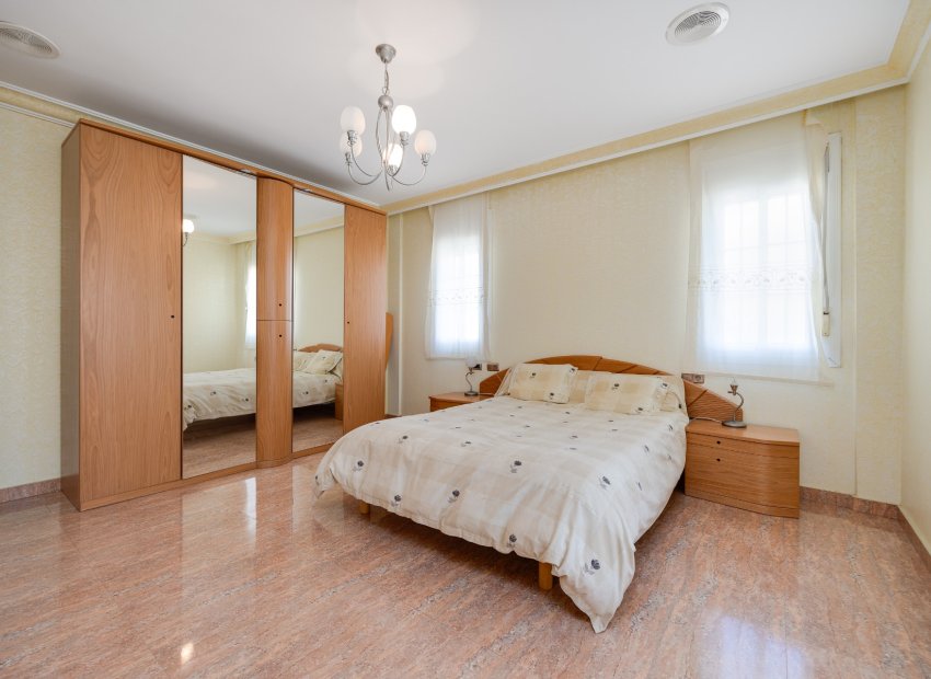 Revente - Détaché / Villa -
Orihuela Costa - Orihuela