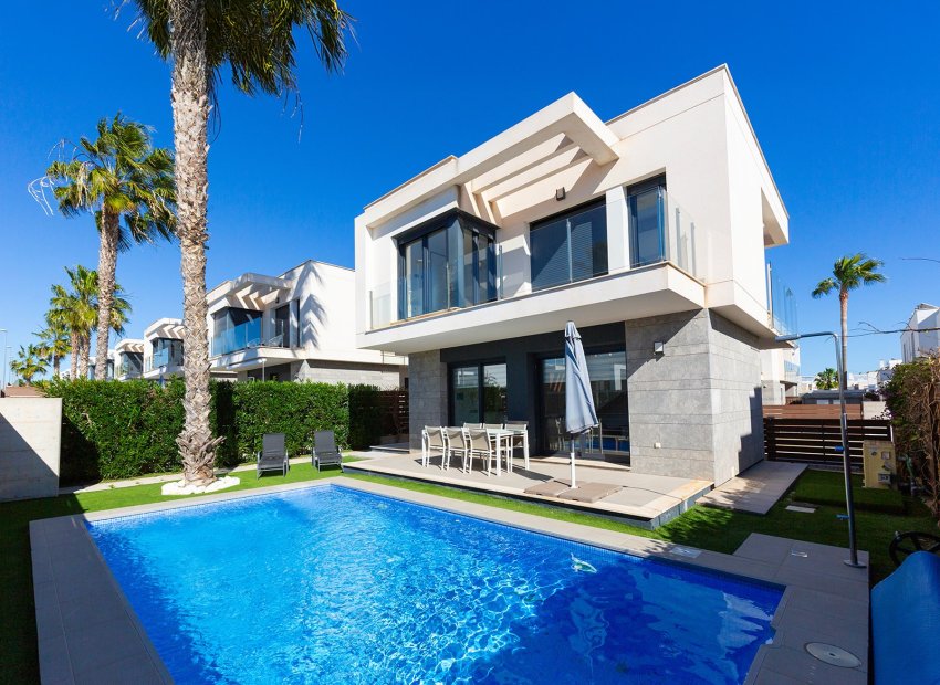 Revente - Détaché / Villa -
Orihuela - Entre Naranjos Vistabella Golf