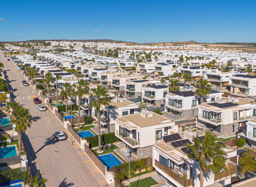 Revente - Détaché / Villa -
Orihuela - Entre Naranjos Vistabella Golf