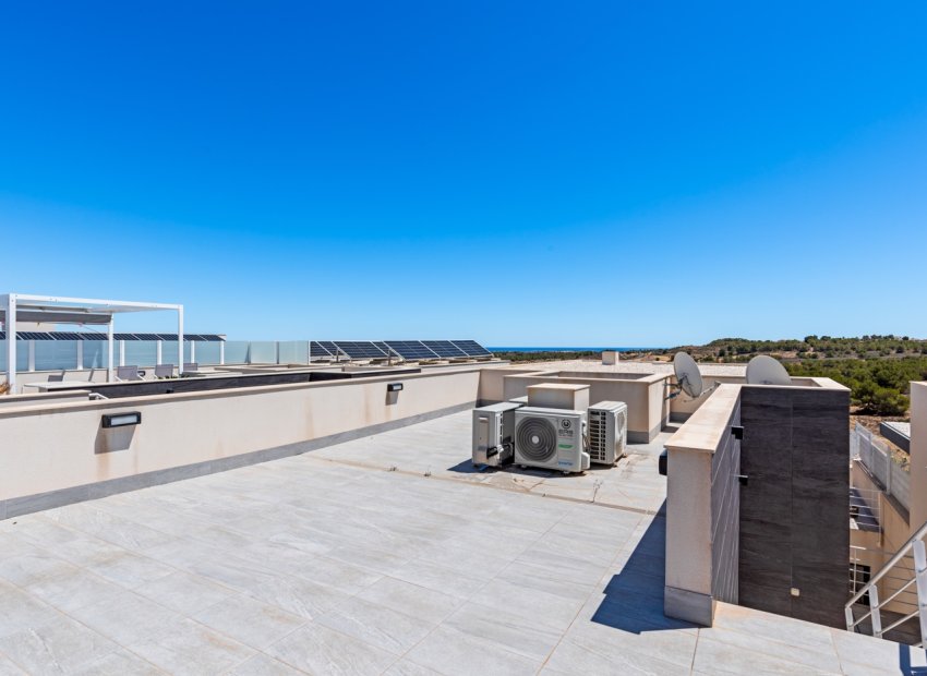 Revente - Détaché / Villa -
San Miguel de Salinas - Orihuela Costa
