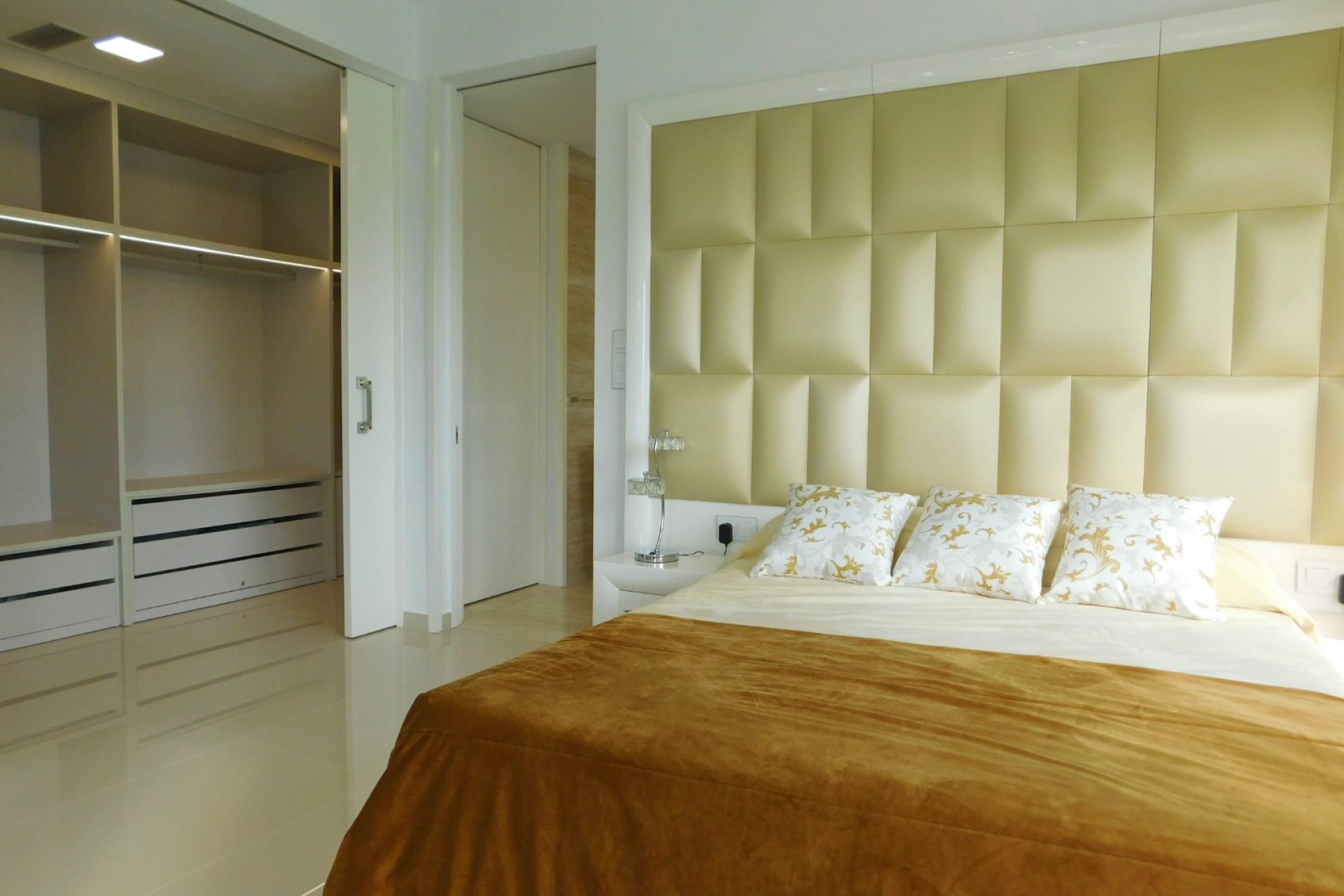 Revente - Détaché / Villa -
San Miguel de Salinas