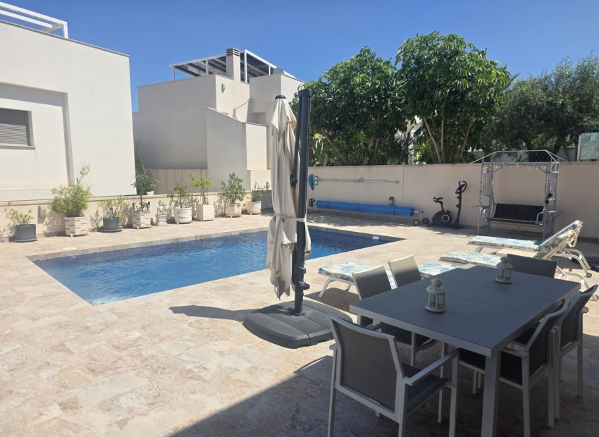 Revente - Détaché / Villa -
San Miguel de Salinas