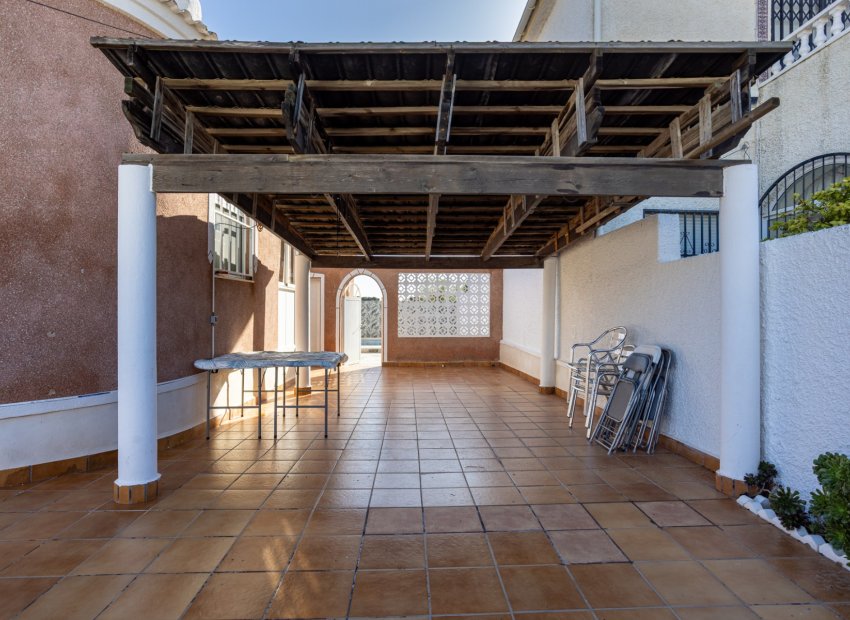 Revente - Détaché / Villa -
Torrevieja - Urbanización San Luis
