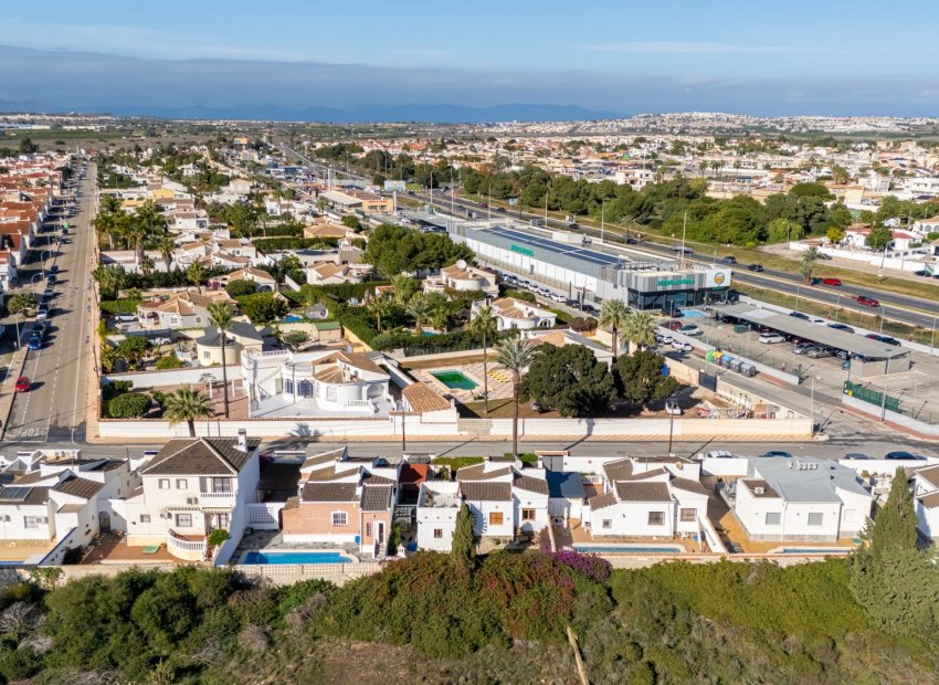 Revente - Détaché / Villa -
Torrevieja - Urbanización San Luis