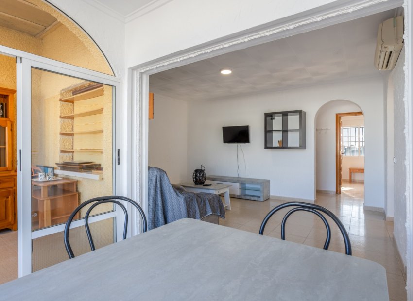 Revente - Détaché / Villa -
Torrevieja - Urbanización San Luis