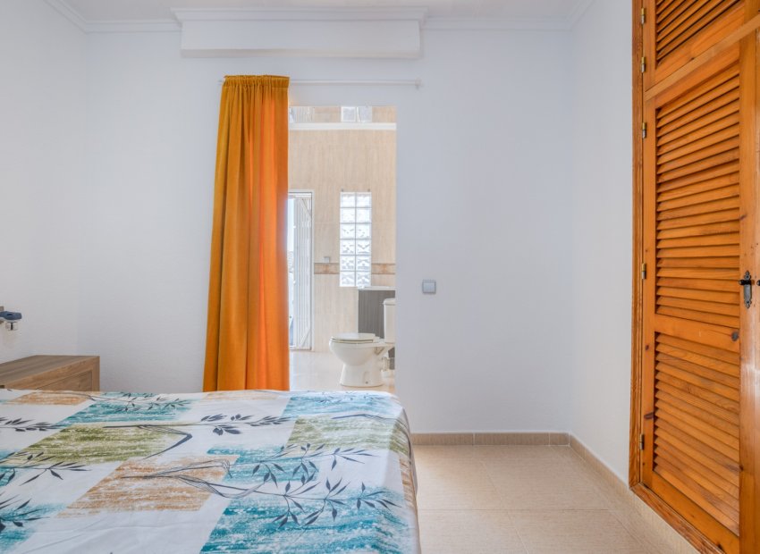 Revente - Détaché / Villa -
Torrevieja - Urbanización San Luis