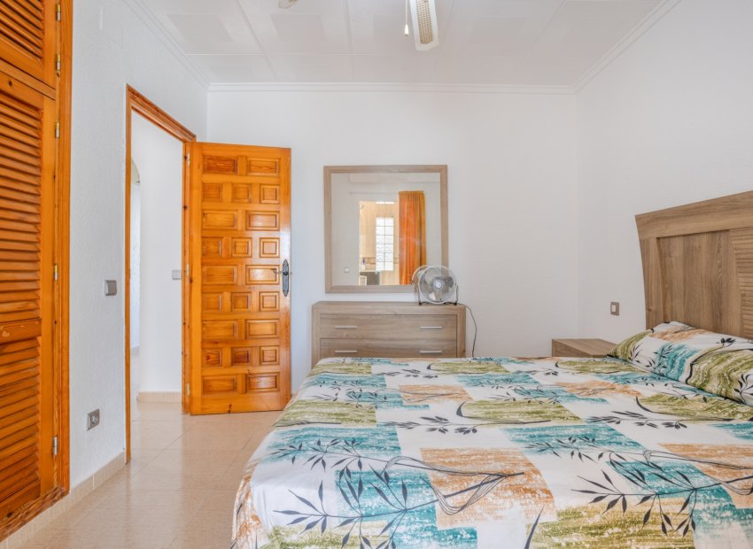 Revente - Détaché / Villa -
Torrevieja - Urbanización San Luis