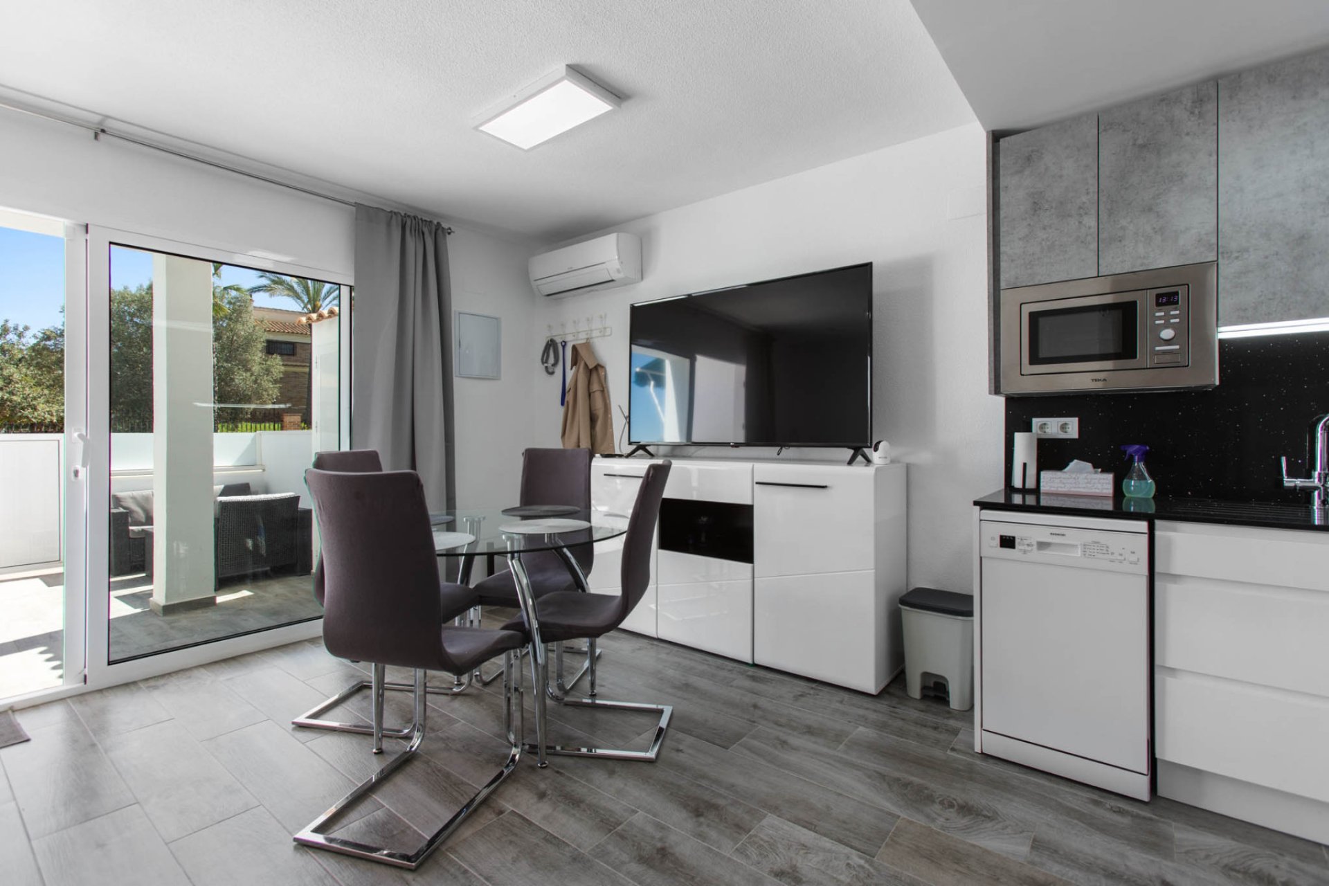 Revente - Duplex -
Torrevieja - Lago Jardin