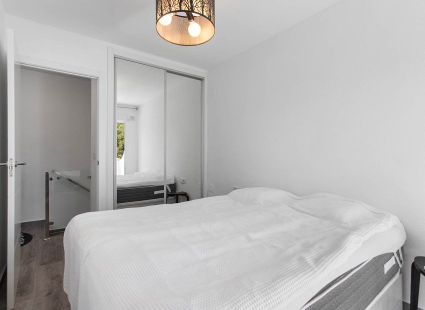 Revente - Duplex -
Torrevieja - Lago Jardin