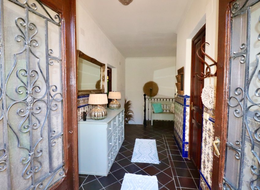 Revente - Finca   -
Ciudad Quesada - Rojales - Heredades