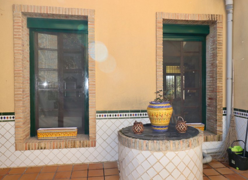 Revente - Finca   -
Ciudad Quesada - Rojales - Heredades