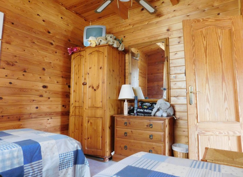 Revente - Finca   -
Torremendo