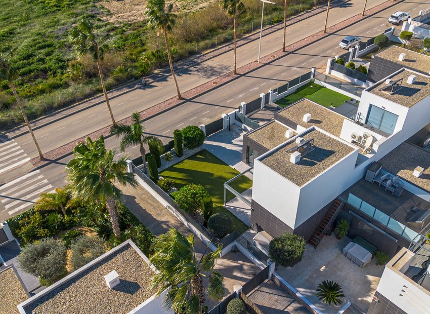 Revente - House -
Algorfa - La Finca Golf