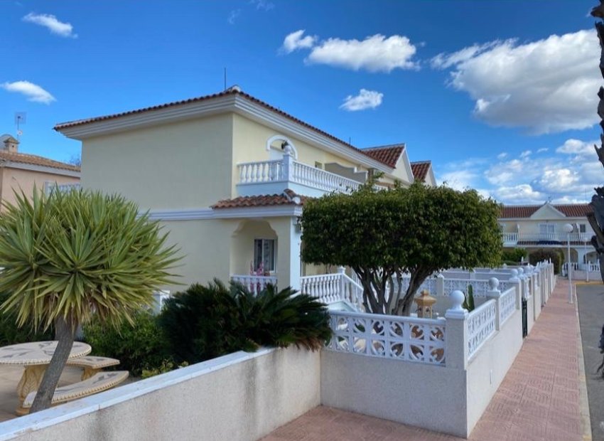 Revente - Jumelée -
Ciudad Quesada - Rojales - Rojales