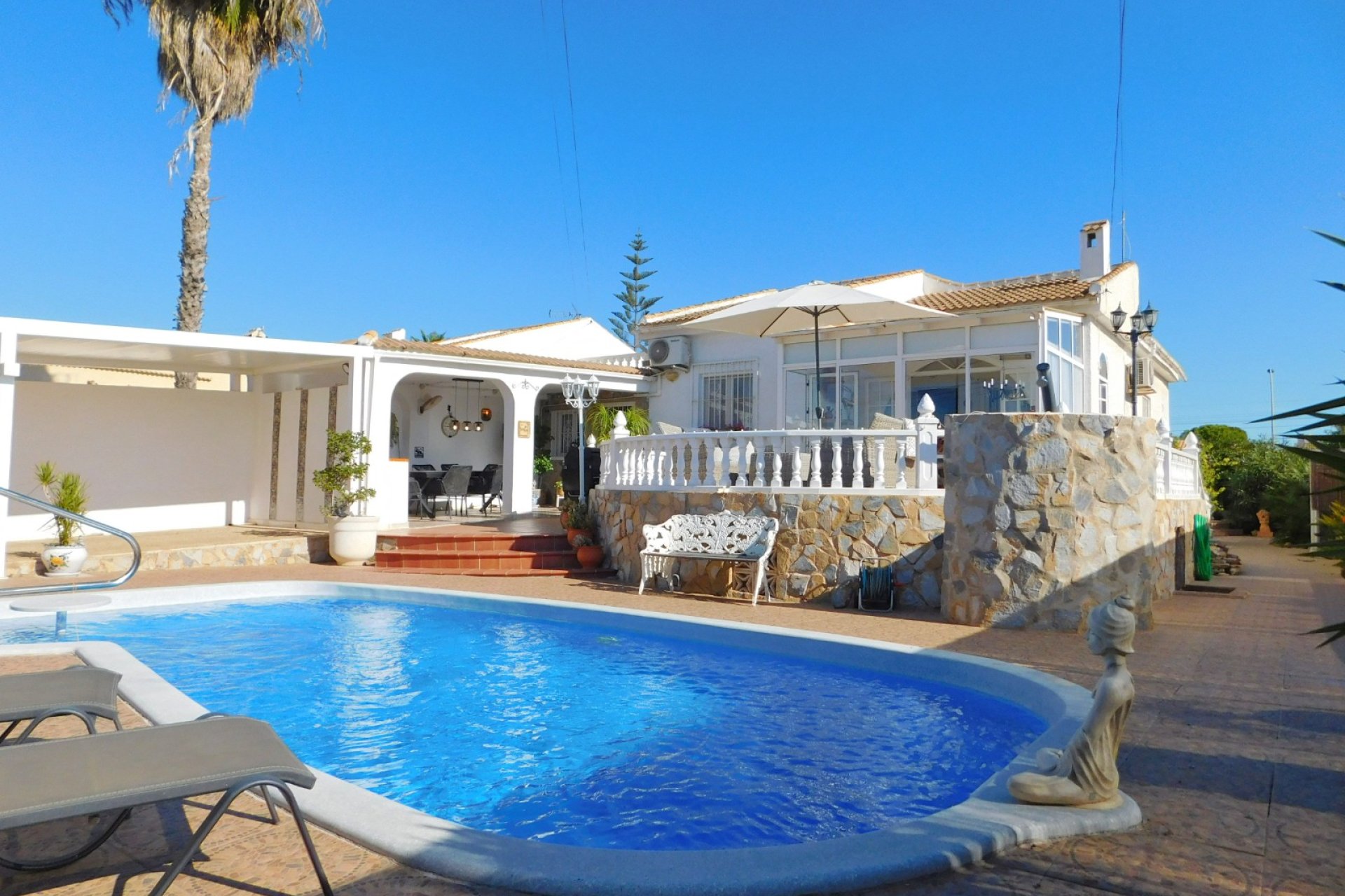 Revente - Jumelée -
Torrevieja - San Luis