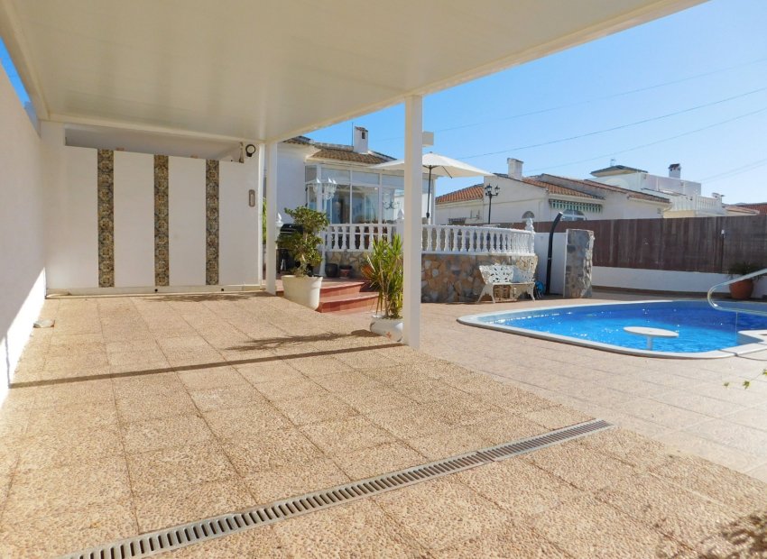 Revente - Jumelée -
Torrevieja - San Luis