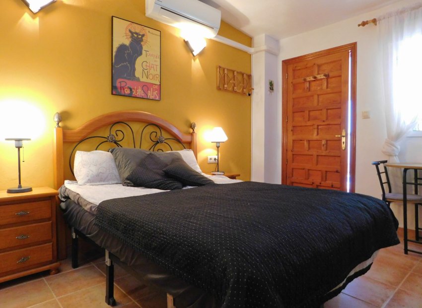 Revente - Jumelée -
Torrevieja - San Luis