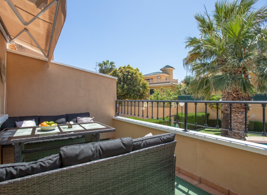 Revente - Maison individuelle -
Orihuela Costa - Villamartín