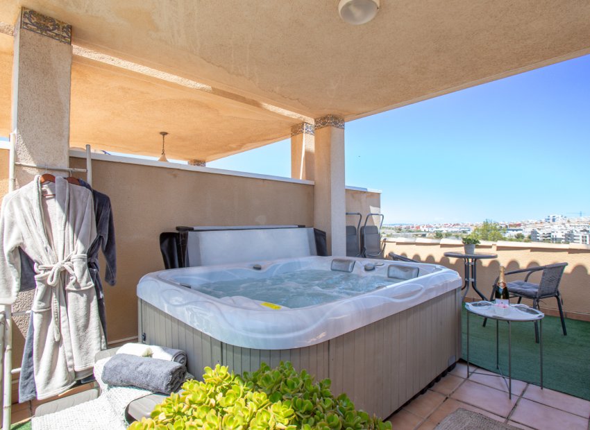 Revente - Maison individuelle -
Orihuela Costa - Villamartín