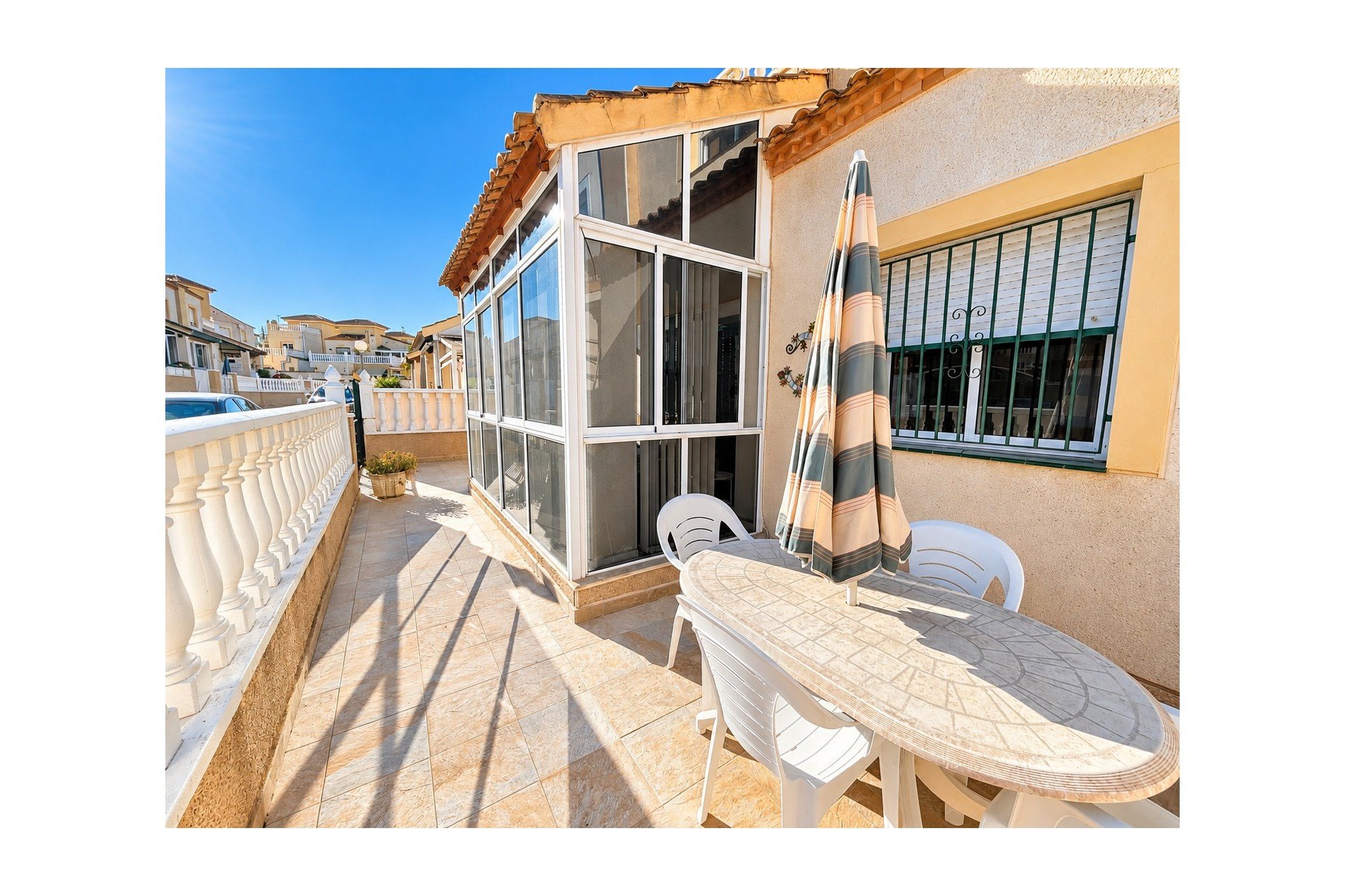 Revente - Mitoyenne -
Algorfa - Montebello