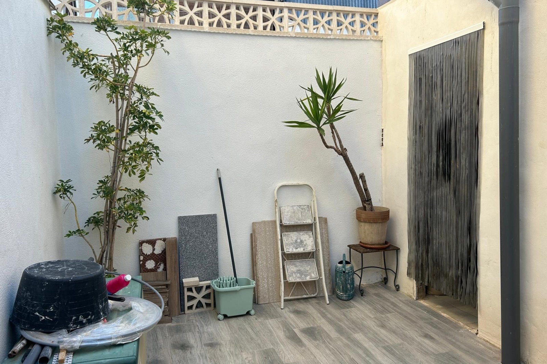 Revente - Mitoyenne -
Benejúzar