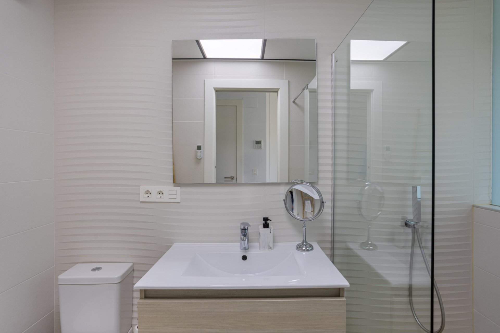 Revente - Mitoyenne -
Benijofar