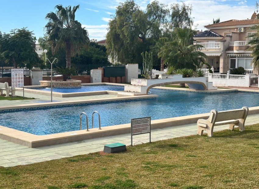 Revente - Mitoyenne -
Ciudad Quesada - Rojales - Doña Pepa