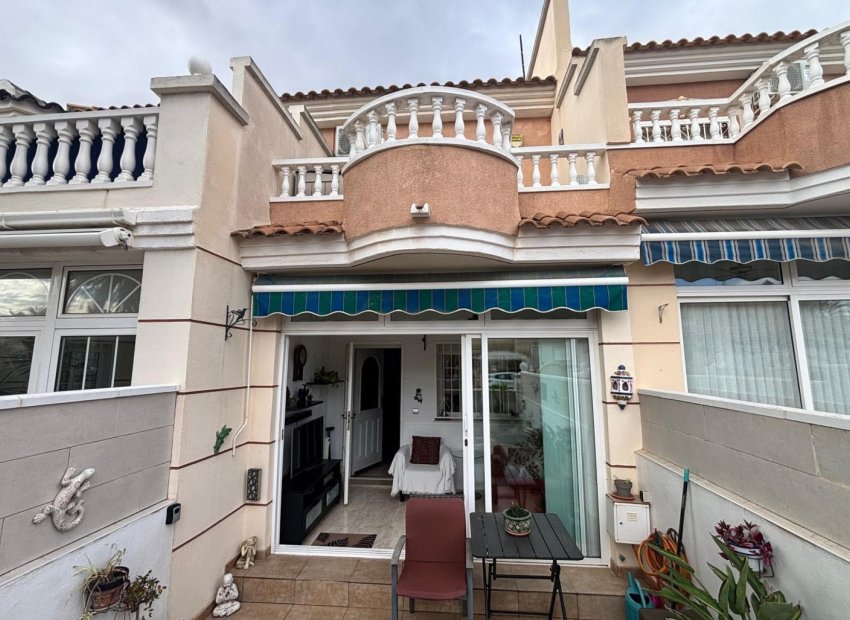 Revente - Mitoyenne -
Ciudad Quesada - Rojales - Doña Pepa