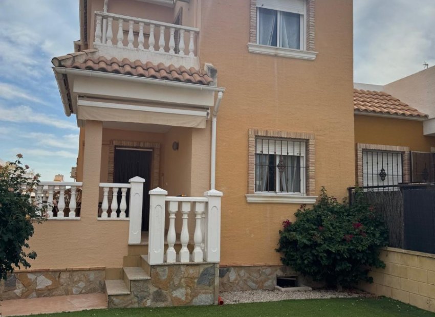 Revente - Mitoyenne -
Ciudad Quesada - Rojales - Doña Pepa
